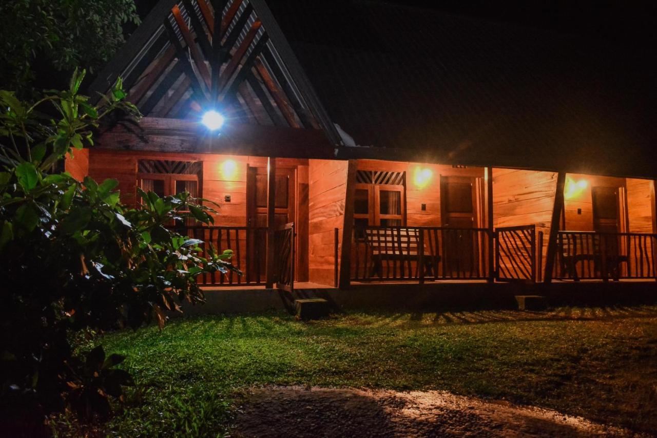 Cinnamon Village Sinharaja Денияя Екстериор снимка