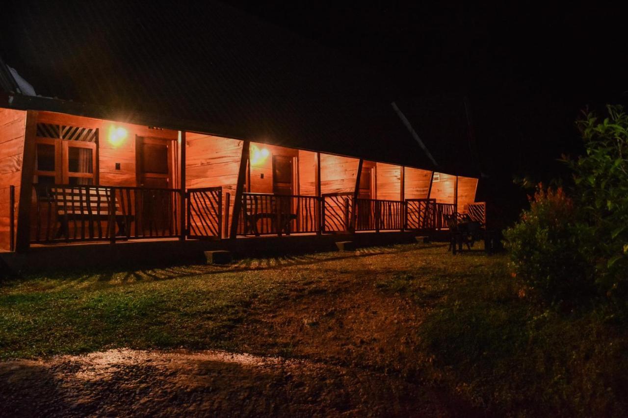 Cinnamon Village Sinharaja Денияя Екстериор снимка